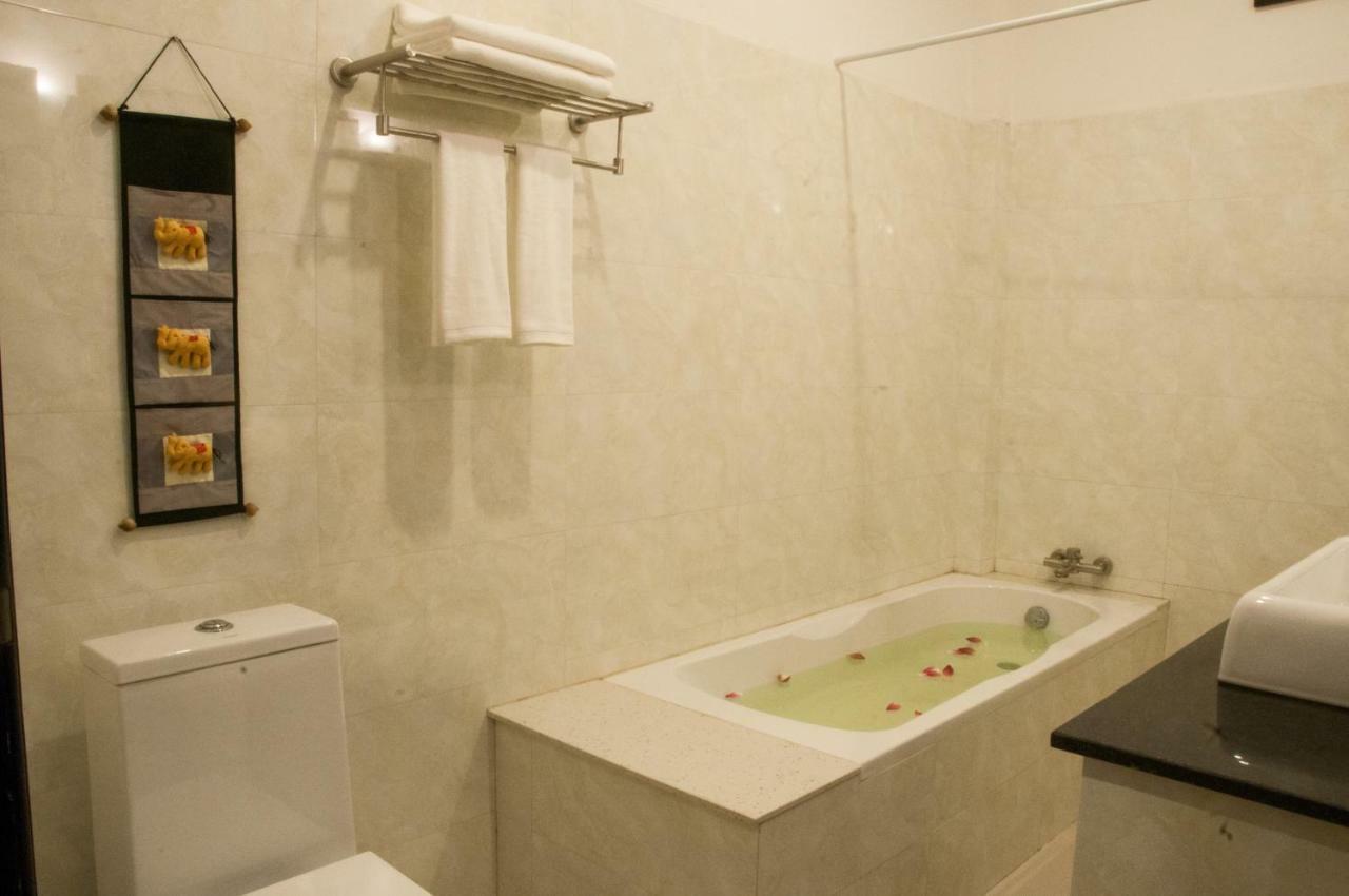 Private Boutique Home With Pool, The Fin Inn Siem Reap Exteriör bild