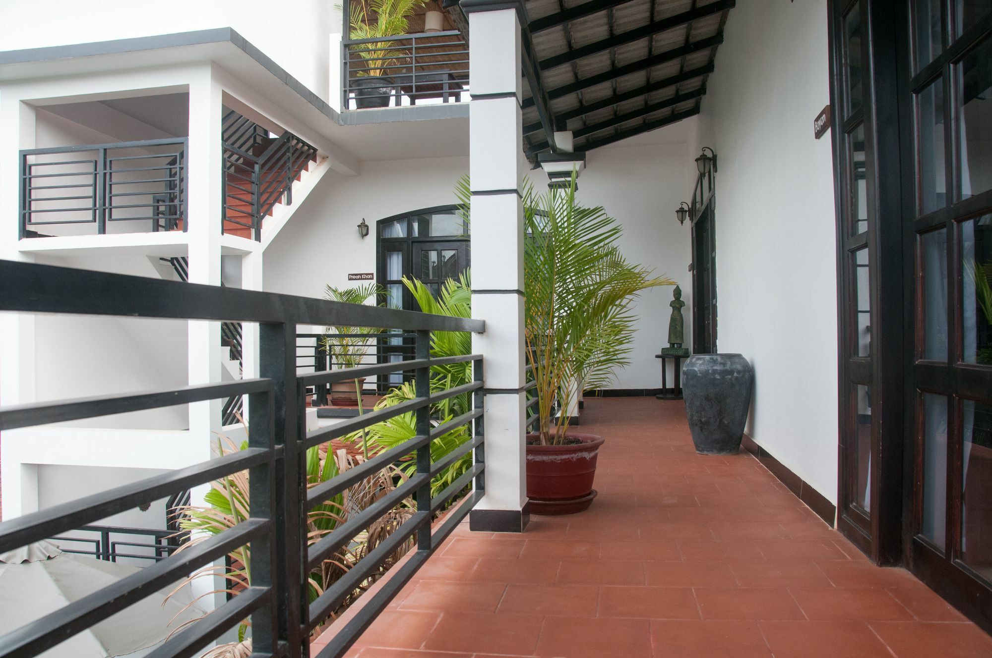 Private Boutique Home With Pool, The Fin Inn Siem Reap Exteriör bild